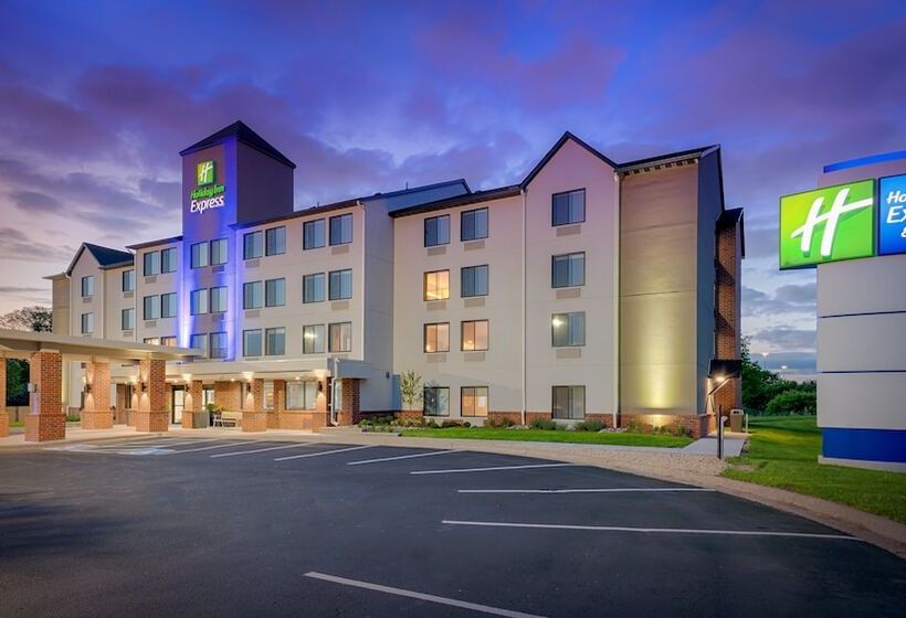 Holiday Inn Express Hotel & Suites Coon Rapids   Blaine Area, An Ihg