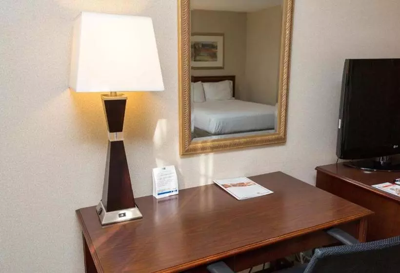 호텔 Holiday Inn Express Des Moines, An Ihg