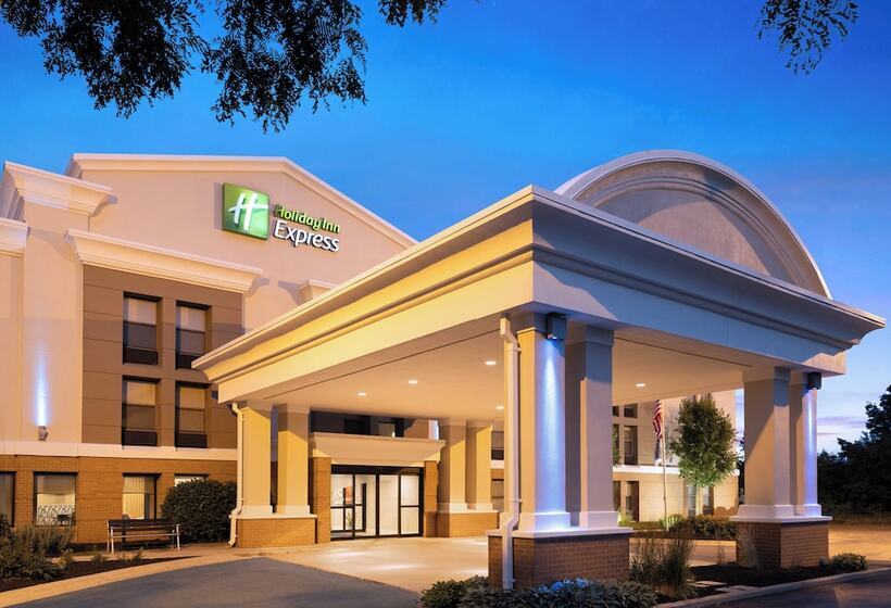 هتل Holiday Inn Express Indianapolis Airport, An Ihg