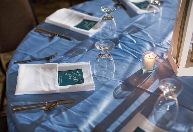 فندق Holiday Inn Spearfish Convention Center, An Ihg