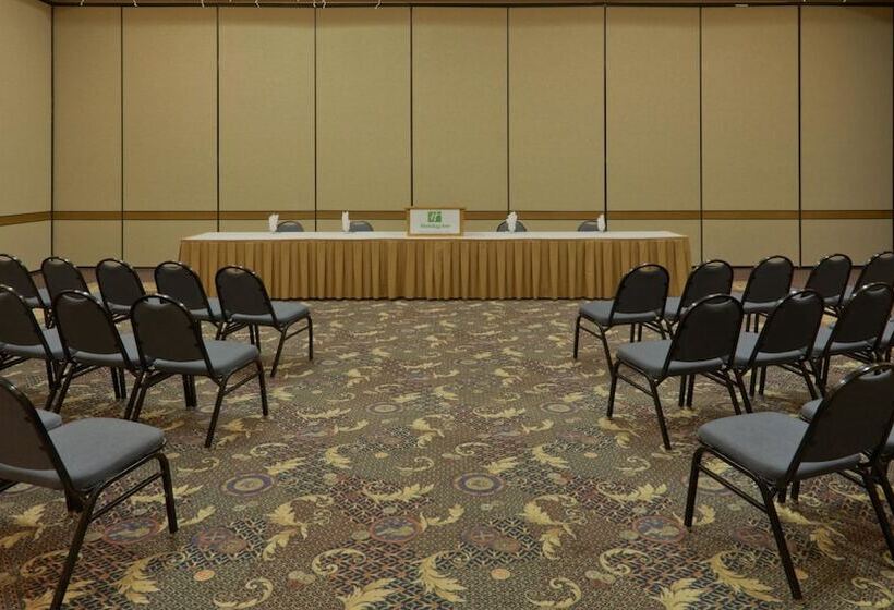 فندق Holiday Inn Spearfish Convention Center, An Ihg
