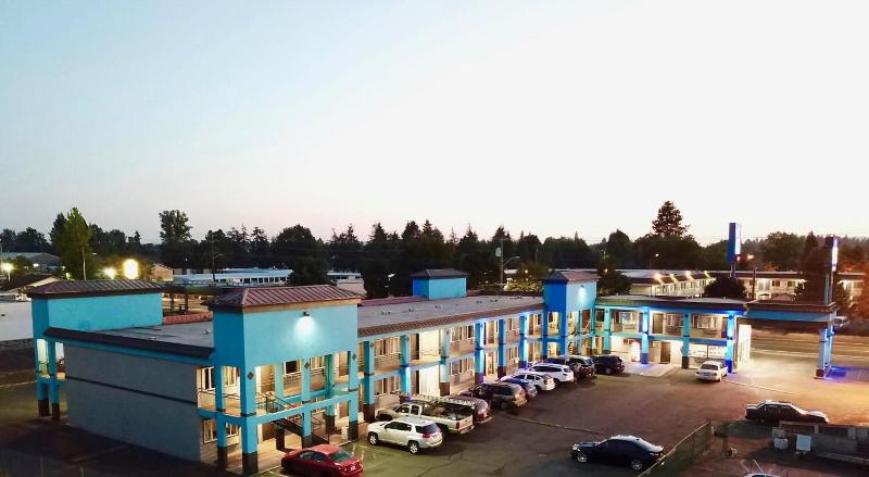 فندق Holiday Lodge Salem,or