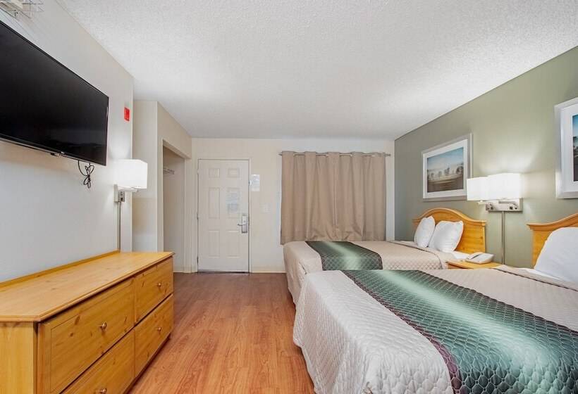 Otel Hometowne Studios By Red Roof Phoenix   Dunlap Ave