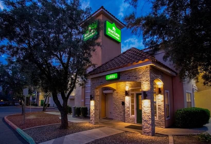 Otel Hometowne Studios By Red Roof Phoenix   Dunlap Ave