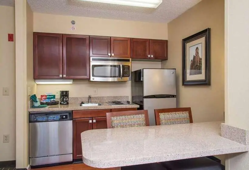 ホテル Homewood Suites By Hilton Durhamchapel Hill / I40