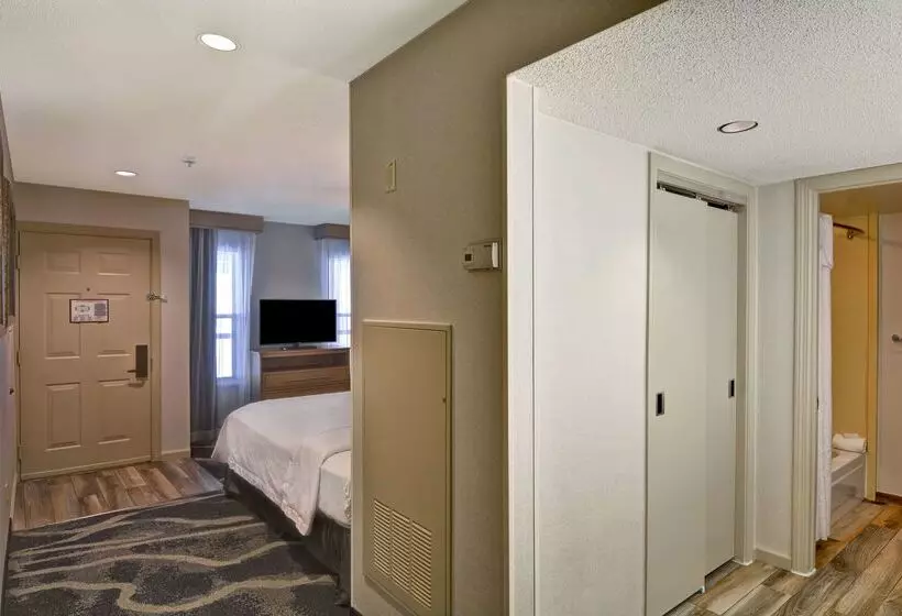 ホテル Homewood Suites By Hilton Windsor Locks Hartford