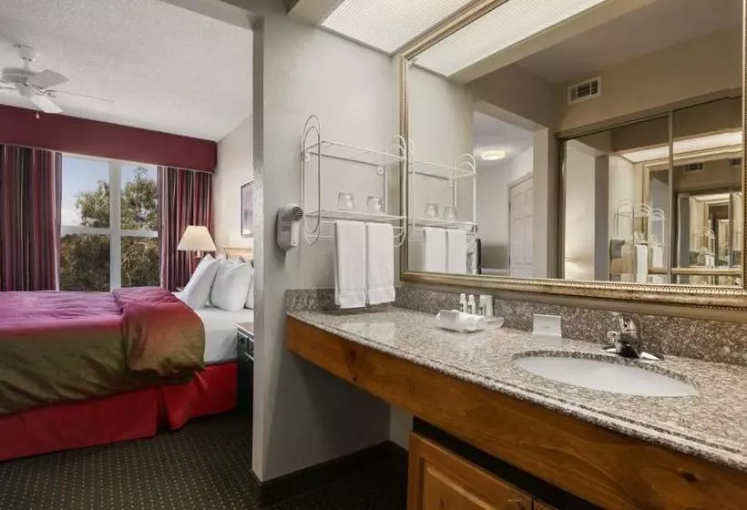 هتل Homewood Suites Phoenixscottsdale