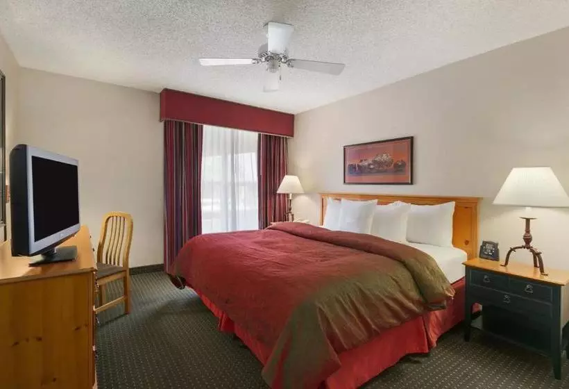 هتل Homewood Suites Phoenixscottsdale