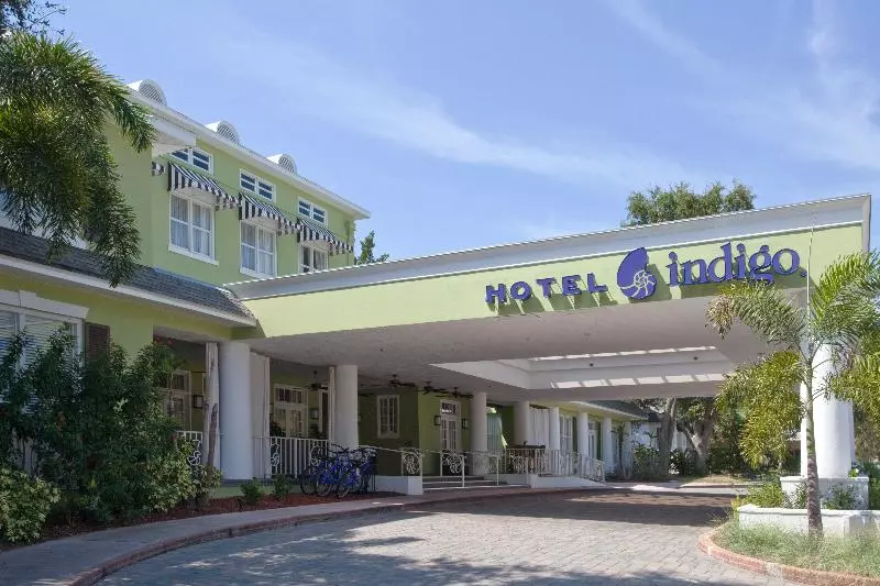 호텔 Indigo St Petersburg Downtown