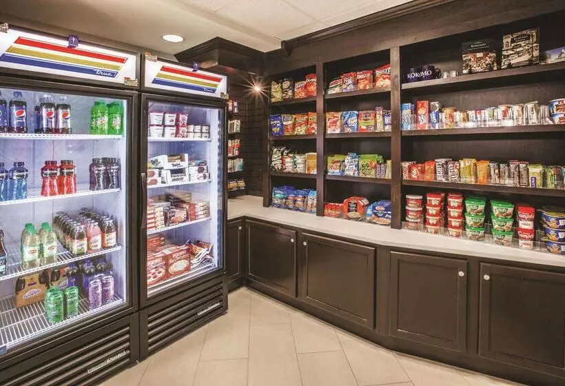 ホテル La Quinta By Wyndham Kokomo