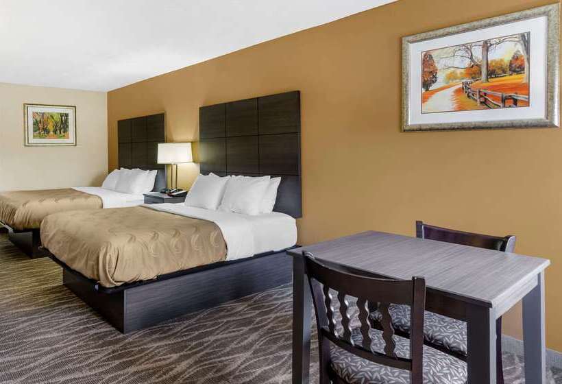 Отель Quality Inn Hillsville