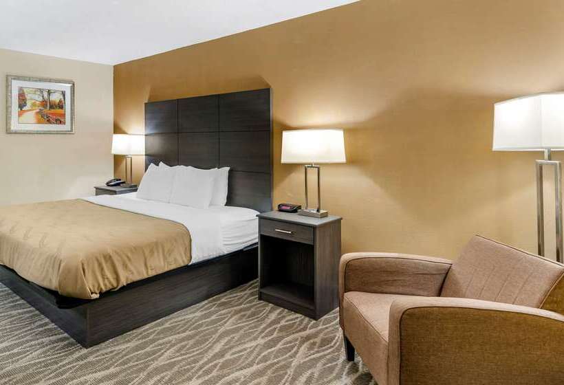 Отель Quality Inn Hillsville