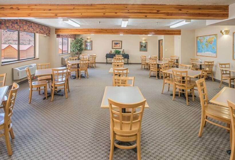 בית מלון כפרי Quality Inn Kanab National Park Area