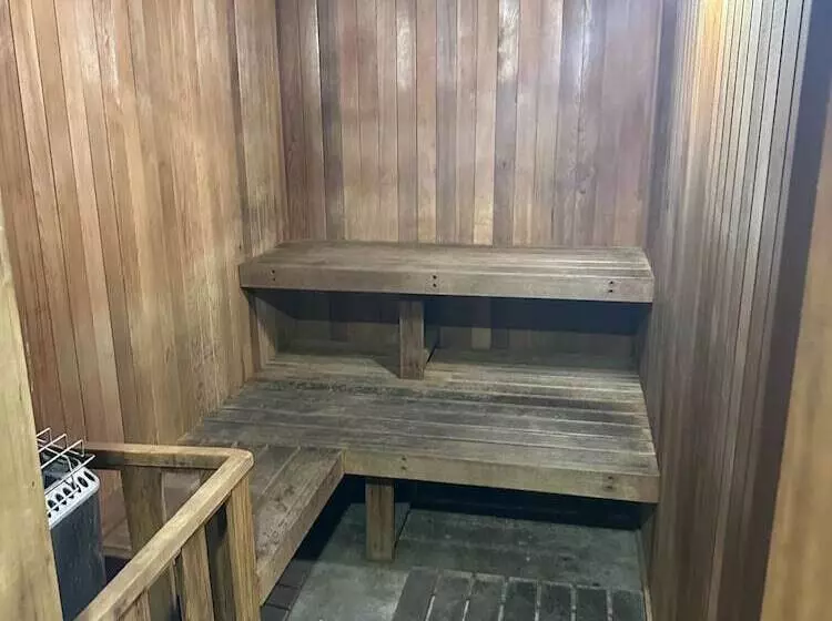 Wave Hotel Manhattan Beach