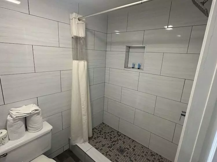 Wave Hotel Manhattan Beach