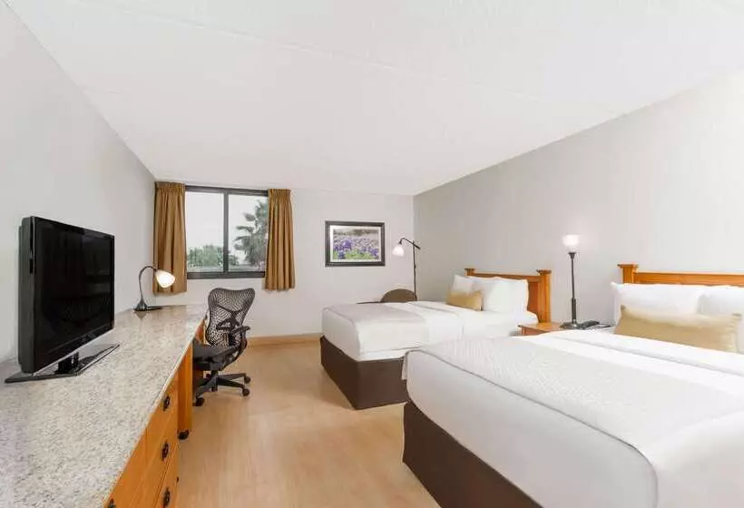 Wyndham Garden Hotel Austin