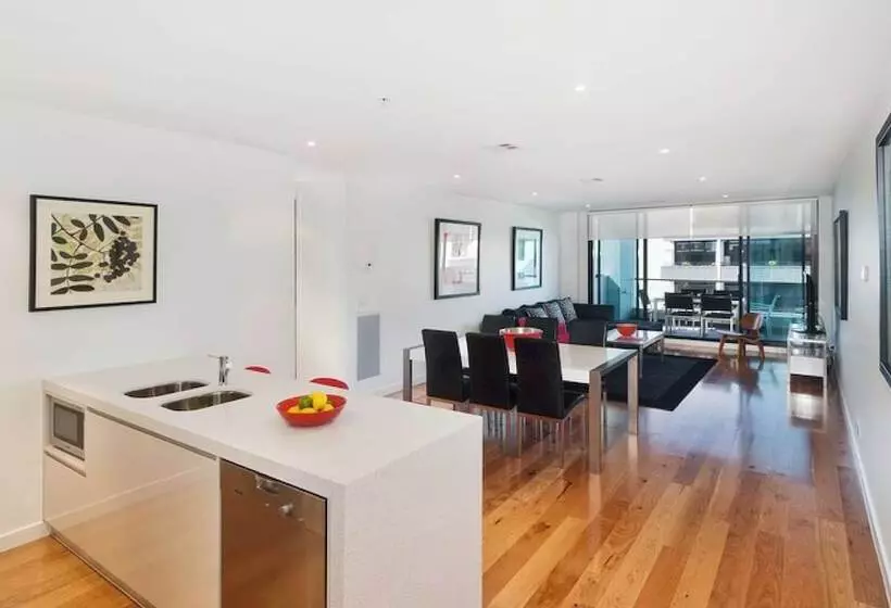 Penthouse With Bay Views