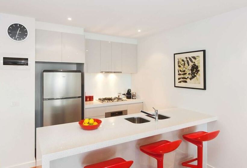 Penthouse With Bay Views