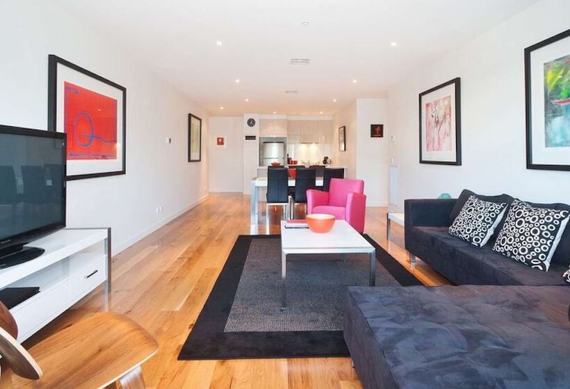 Penthouse With Bay Views