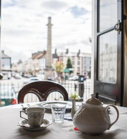 ベッドアンドブレックファースト Emmet House