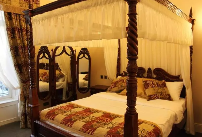 Bed and Breakfast Emmet House