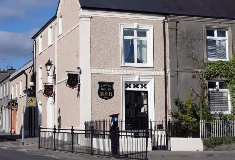 Bed and Breakfast Emmet House