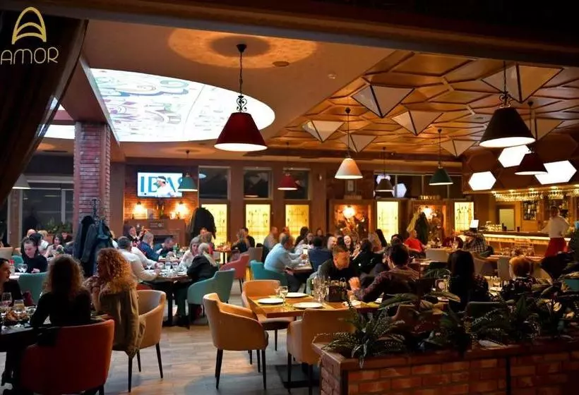 هتل Amor