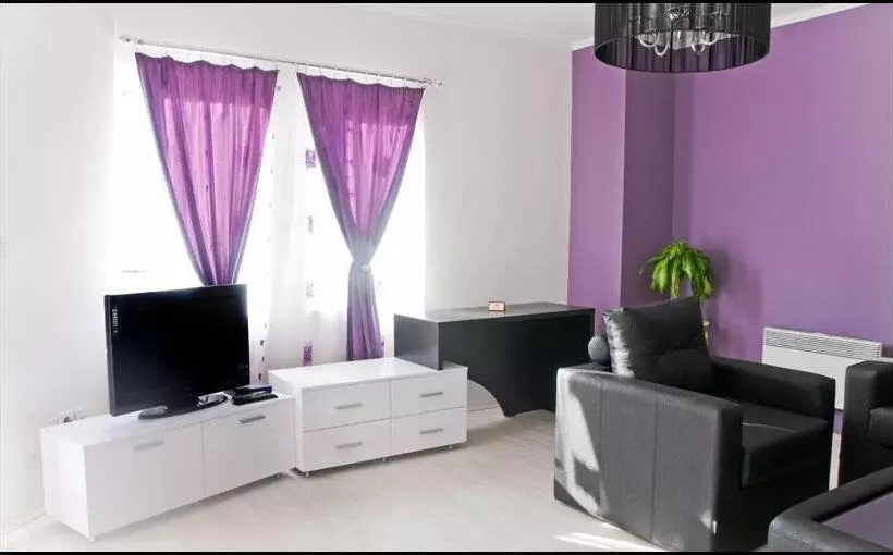 هتل Leder