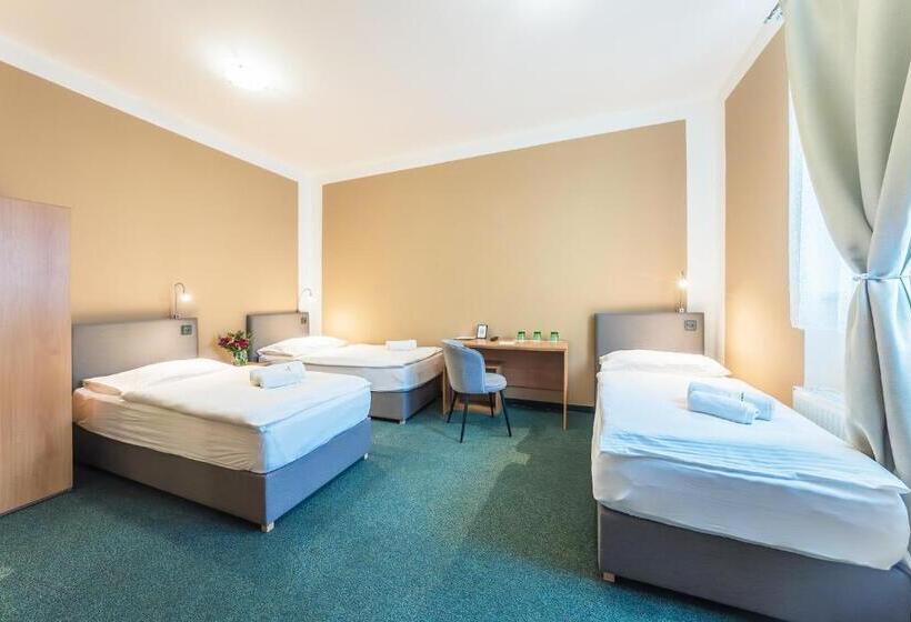 Hotel Národní Dům Podbořany