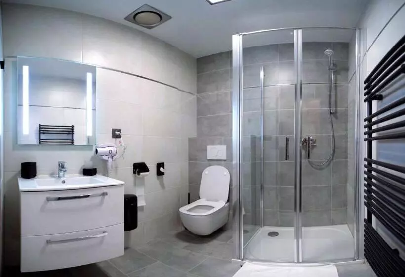 Hotelli Národní Dům Podbořany