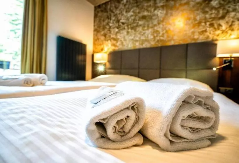 Hotelli Národní Dům Podbořany