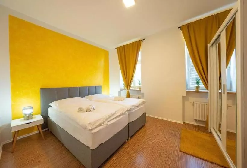 Hotelli Národní Dům Podbořany