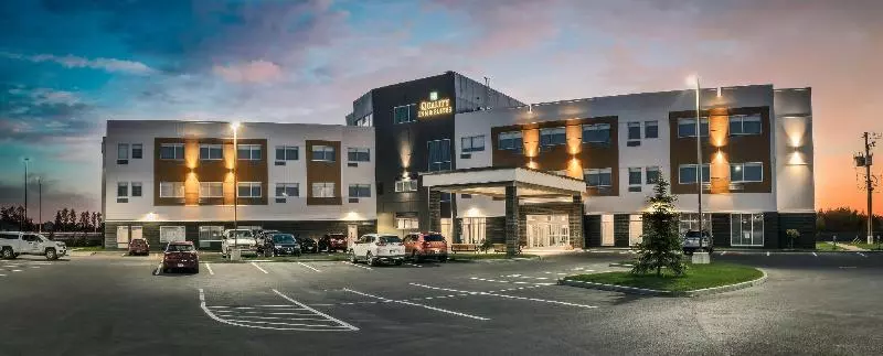 Hotelli Quality Inn & Suites