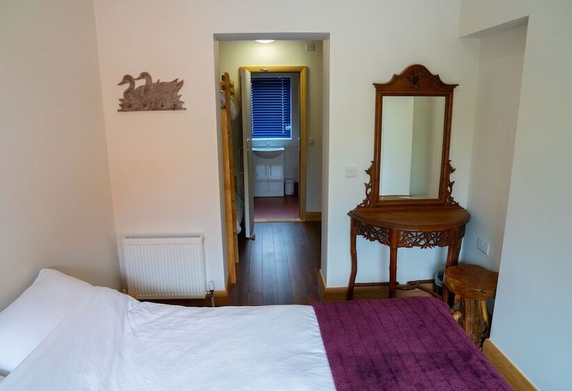 Ballyhoura Luxury Hostel