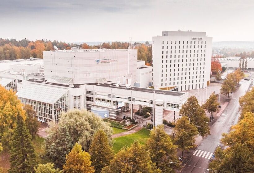 هتل Courtyard Tampere City