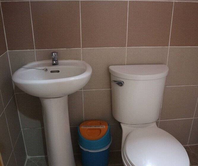 酒店 M.n. Boracay Lodge Inn