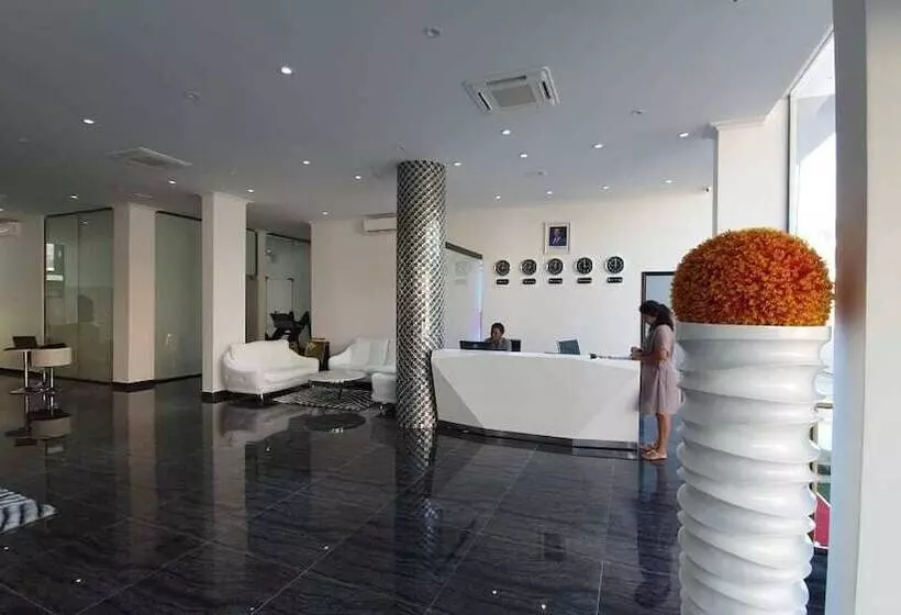 ホテル Indico Executivo