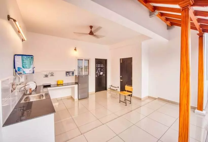 هتل La Maison Charu
