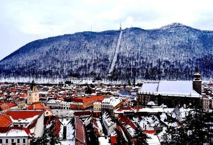 Пансион Leyla Guesthouse Castel