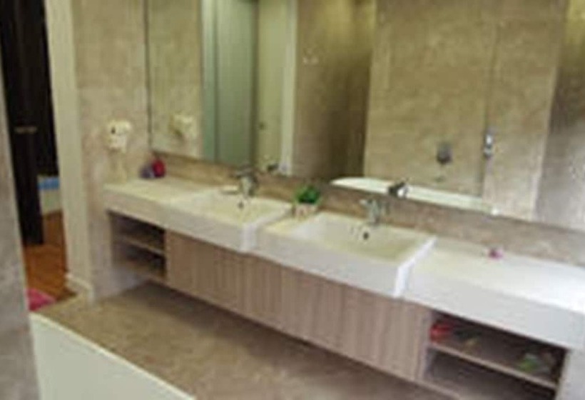 Pipit Homestay At Element Ampang