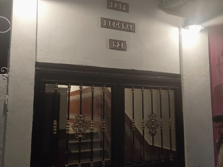 Blue Flamingo Apartment By Namaste Elite