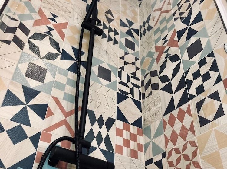 Blue Flamingo Apartment By Namaste Elite