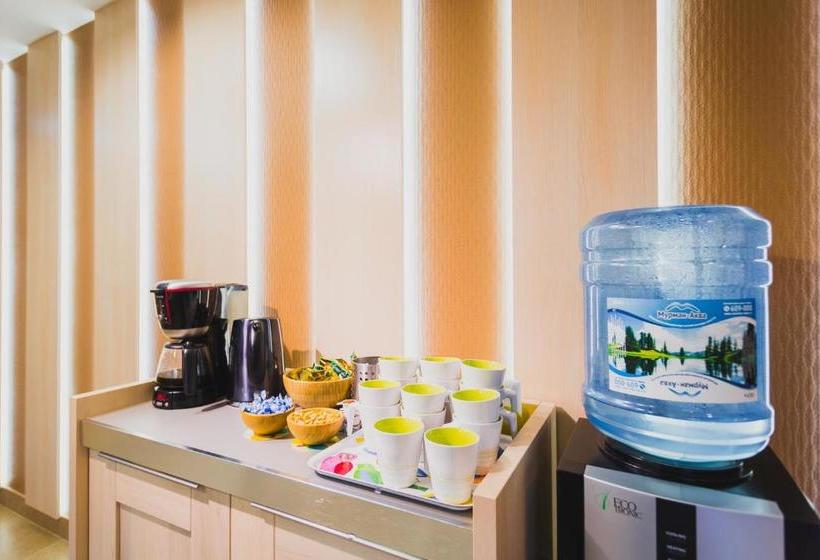 Hotel Rooms And Breakfast