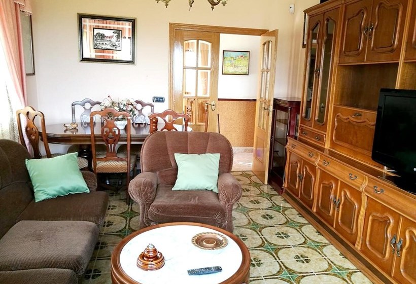 Charming House In Nois Lugo With Terrace And Garden