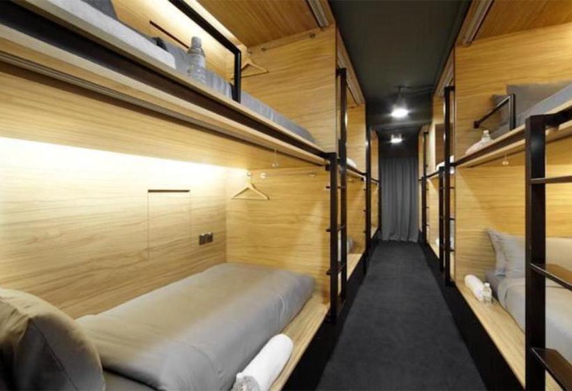 هاستل Draper Startup House For Entrepreneurs