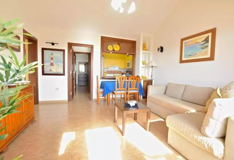 Apartamentos El Charcon