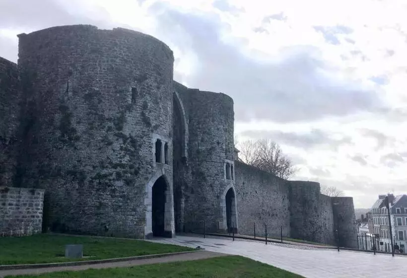 ベッドアンドブレックファースト La Belle Boulonnaise