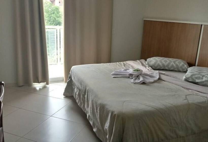 בית מלון כפרי Canaã Express