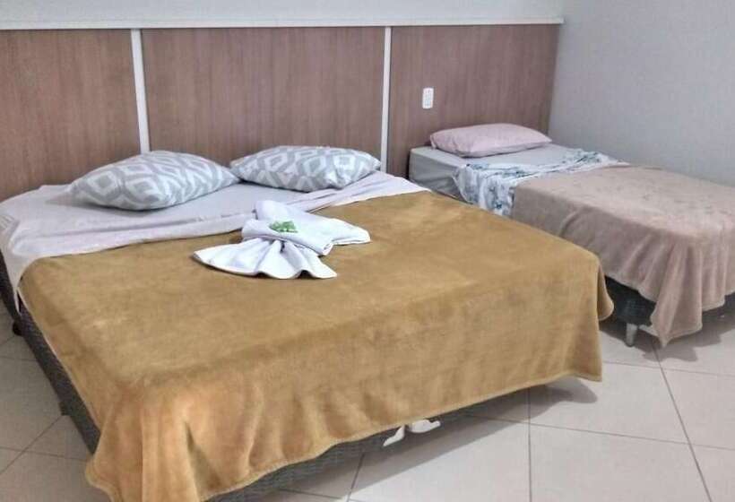 בית מלון כפרי Canaã Express