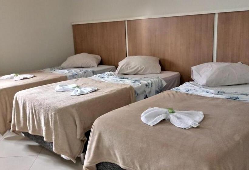 בית מלון כפרי Canaã Express